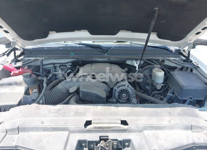 Photo 10 of 2014 Chevrolet Suburban 1500 LTZ (VIN 1GNSKKE78ER134057)