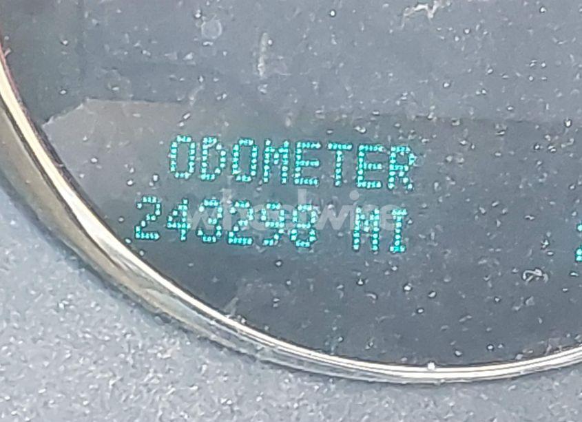 Photo 15 of 2013 Chevrolet Suburban 1500 LTZ (VIN 1GNSKKE79DR109201)