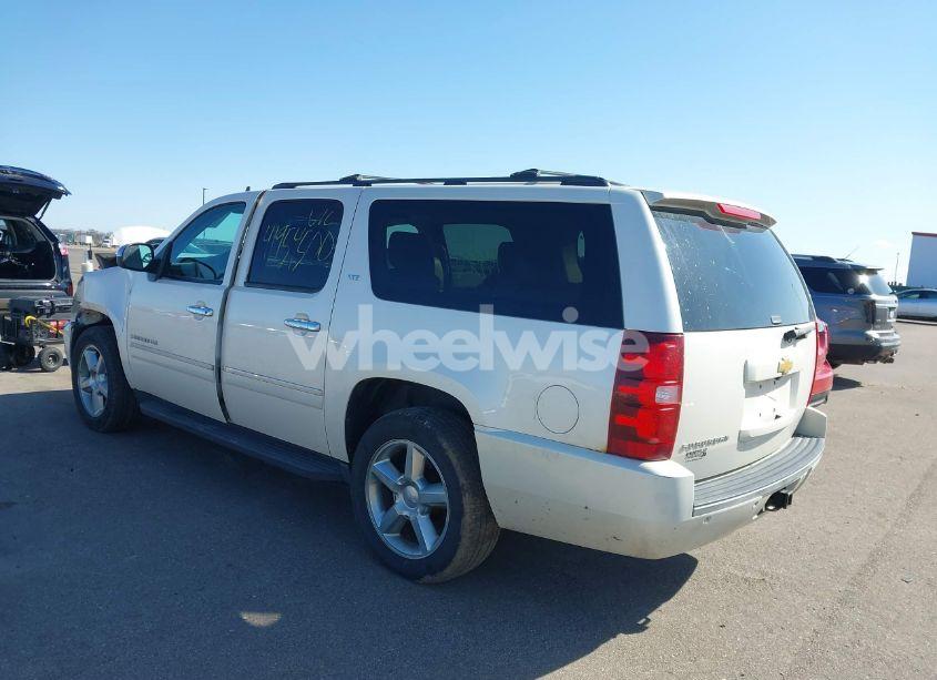 Photo 3 of 2013 Chevrolet Suburban 1500 LTZ (VIN 1GNSKKE79DR109201)