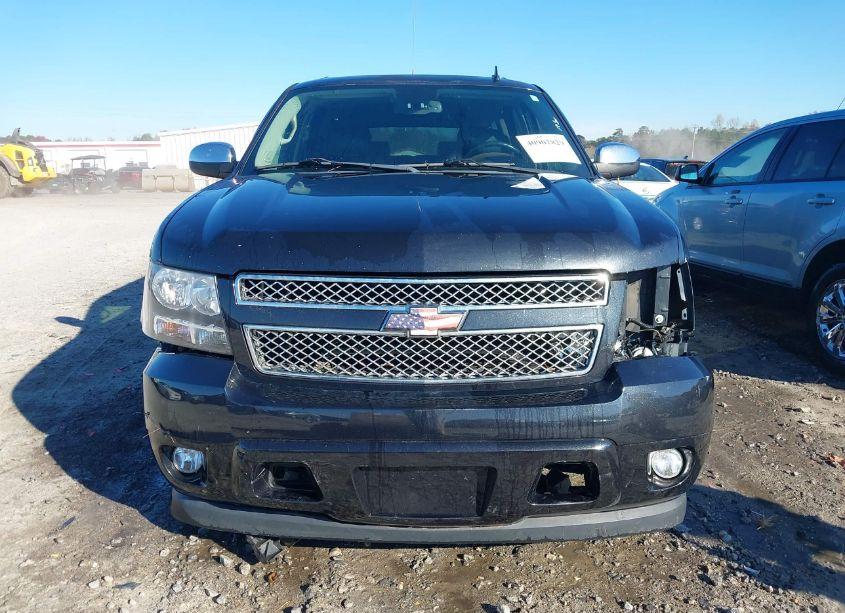 Photo 12 of 2013 Chevrolet Suburban 1500 LTZ (VIN 1GNSKKE79DR175389)
