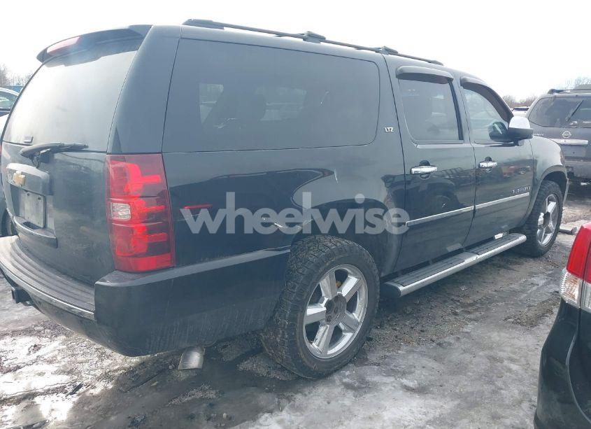 Photo 4 of 2013 Chevrolet Suburban 1500 LTZ (VIN 1GNSKKE79DR183895)