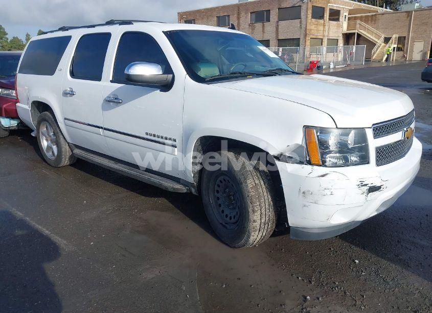 2014 Chevrolet Suburban 1500 LTZ (VIN 1GNSKKE79ER139252) main photo
