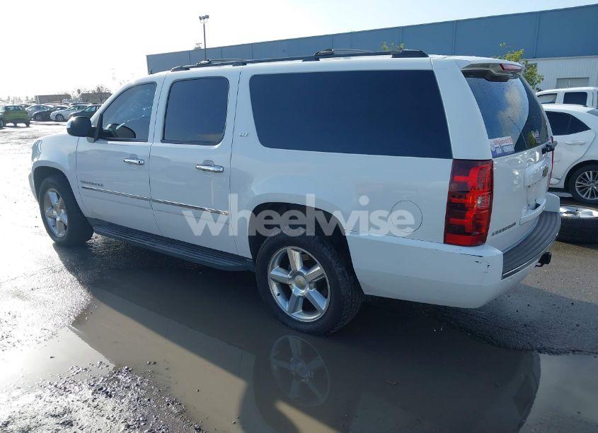 Photo 3 of 2014 Chevrolet Suburban 1500 LTZ (VIN 1GNSKKE79ER139252)