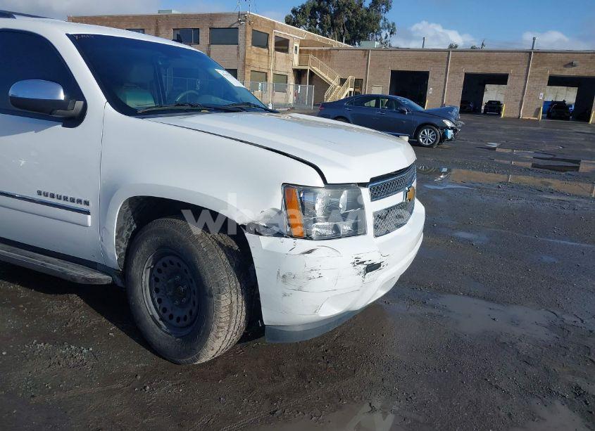 Photo 6 of 2014 Chevrolet Suburban 1500 LTZ (VIN 1GNSKKE79ER139252)