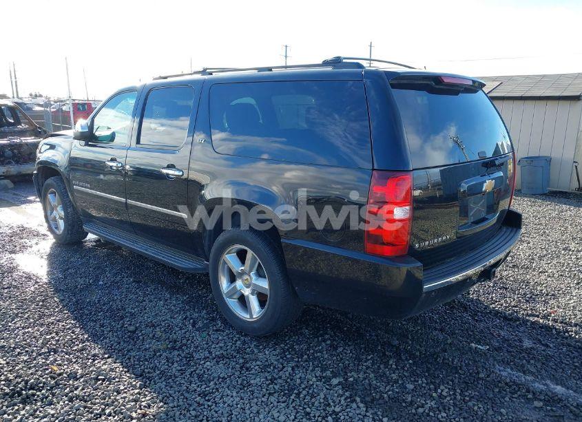 Photo 3 of 2013 Chevrolet Suburban 1500 LTZ (VIN 1GNSKKE7XDR211929)