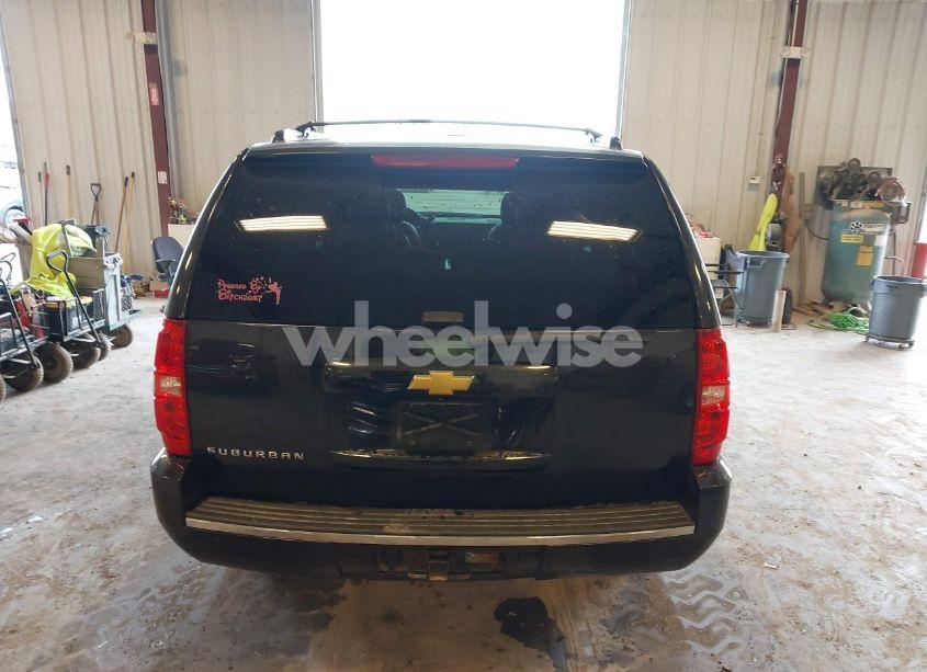 Photo 16 of 2013 Chevrolet Suburban 1500 LTZ (VIN 1GNSKKE7XDR290003)