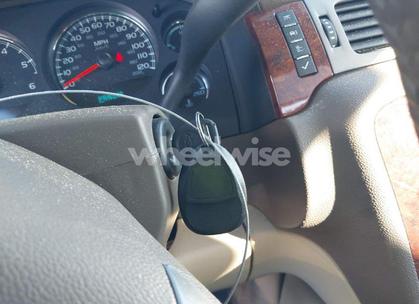 Photo 11 of 2014 Chevrolet Suburban 1500 LTZ (VIN 1GNSKKE7XER146467)