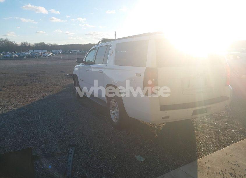 Photo 3 of 2019 Chevrolet Suburban COMMERCIAL FLEET (VIN 1GNSKKEC3KR279029)