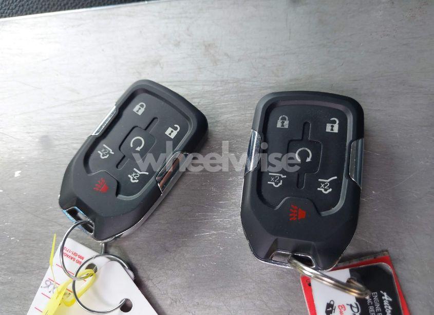 Photo 11 of 2015 Chevrolet Suburban 1500 LTZ (VIN 1GNSKKKC0FR262005)