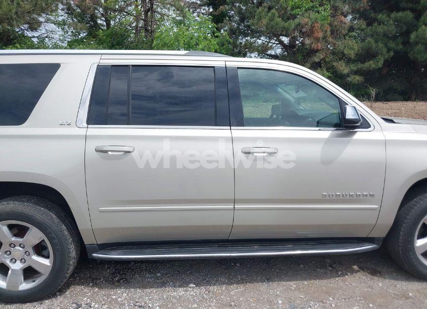 Photo 14 of 2015 Chevrolet Suburban 1500 LTZ (VIN 1GNSKKKC0FR262005)
