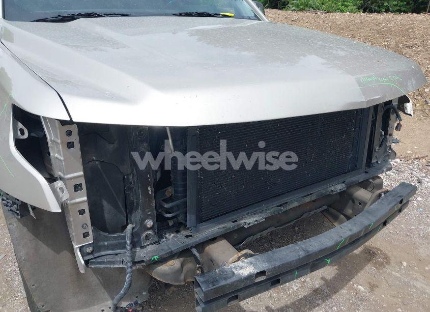 Photo 6 of 2015 Chevrolet Suburban 1500 LTZ (VIN 1GNSKKKC0FR262005)