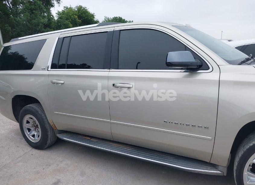 Photo 13 of 2015 Chevrolet Suburban 1500 LTZ (VIN 1GNSKKKC0FR525772)