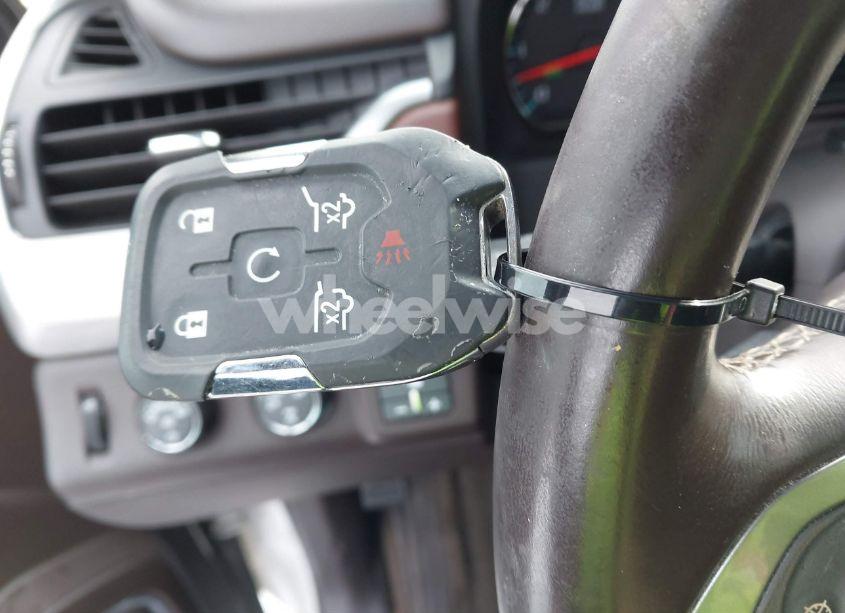 Photo 11 of 2015 Chevrolet Suburban 1500 LTZ (VIN 1GNSKKKC0FR659598)