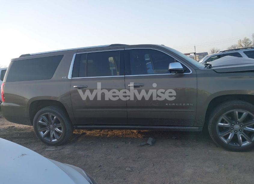 Photo 13 of 2015 Chevrolet Suburban 1500 LTZ (VIN 1GNSKKKC1FR628182)