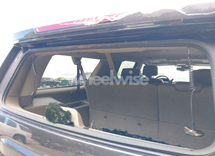 Photo 6 of 2015 Chevrolet Suburban 1500 LTZ (VIN 1GNSKKKC2FR158941)