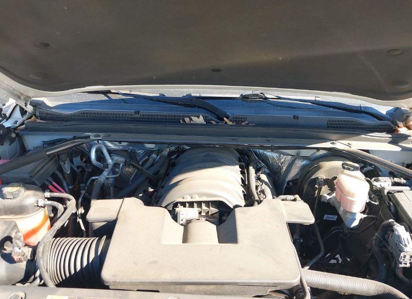 Photo 10 of 2015 Chevrolet Suburban 1500 LTZ (VIN 1GNSKKKC2FR717095)