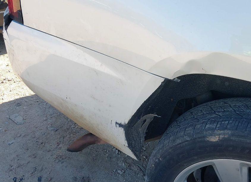 Photo 18 of 2015 Chevrolet Suburban 1500 LTZ (VIN 1GNSKKKC2FR717095)