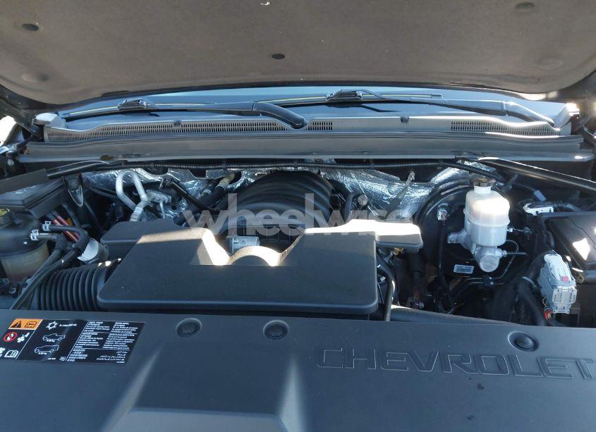 Photo 10 of 2015 Chevrolet Suburban 1500 LTZ (VIN 1GNSKKKC4FR503905)