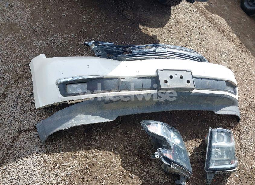 Photo 12 of 2015 Chevrolet Suburban 1500 LTZ (VIN 1GNSKKKC5FR127201)