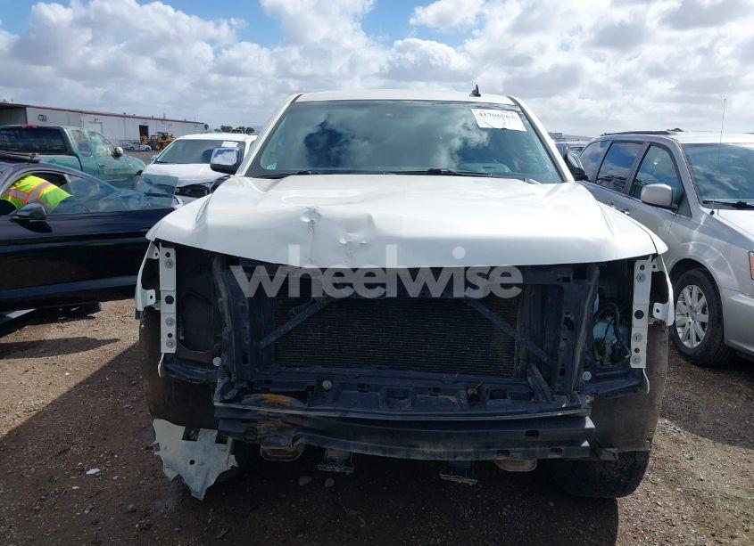 Photo 13 of 2015 Chevrolet Suburban 1500 LTZ (VIN 1GNSKKKC5FR127201)