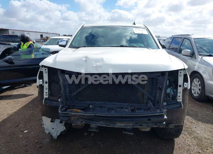 Photo 6 of 2015 Chevrolet Suburban 1500 LTZ (VIN 1GNSKKKC5FR127201)