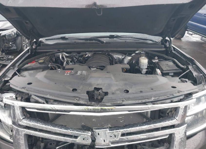 Photo 10 of 2015 Chevrolet Suburban 1500 LTZ (VIN 1GNSKKKC6FR115624)