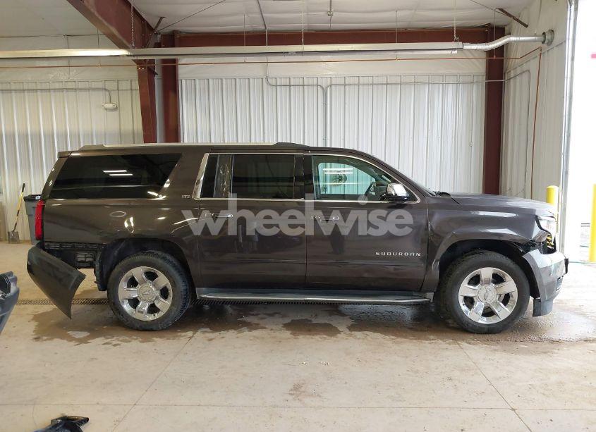 Photo 13 of 2015 Chevrolet Suburban 1500 LTZ (VIN 1GNSKKKC6FR534816)