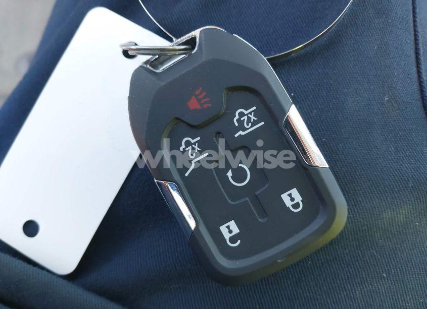 Photo 11 of 2015 Chevrolet Suburban 1500 LTZ (VIN 1GNSKKKC6FR573888)