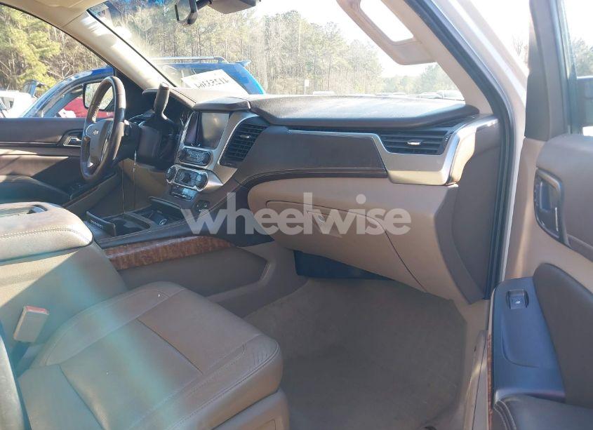 Photo 5 of 2015 Chevrolet Suburban 1500 LTZ (VIN 1GNSKKKC6FR573888)