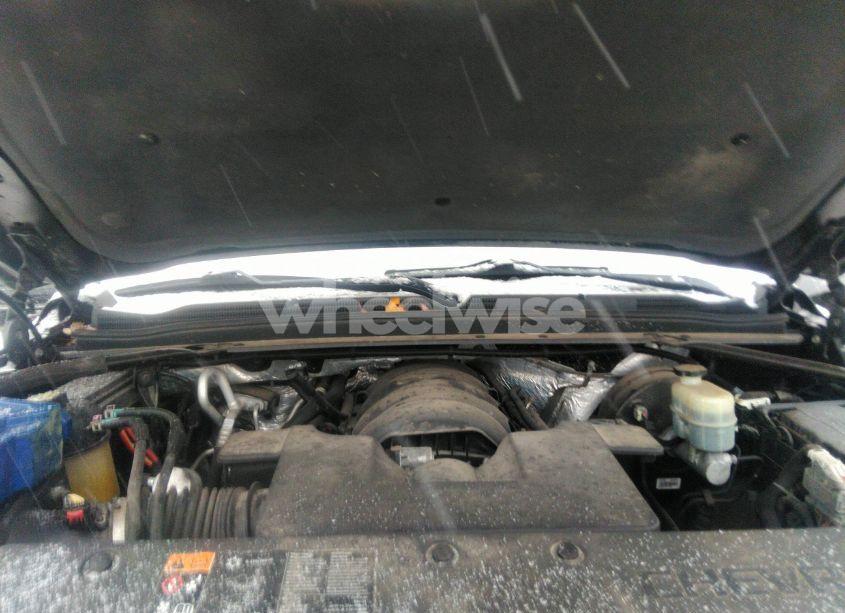 Photo 10 of 2015 Chevrolet Suburban 1500 LTZ (VIN 1GNSKKKC8FR518889)