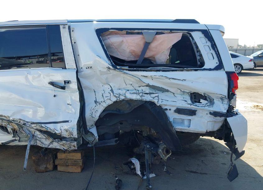 Photo 17 of 2015 Chevrolet Suburban 1500 LTZ (VIN 1GNSKKKC8FR603425)