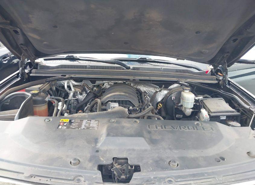 Photo 10 of 2015 Chevrolet Suburban 1500 LTZ (VIN 1GNSKKKC9FR214776)