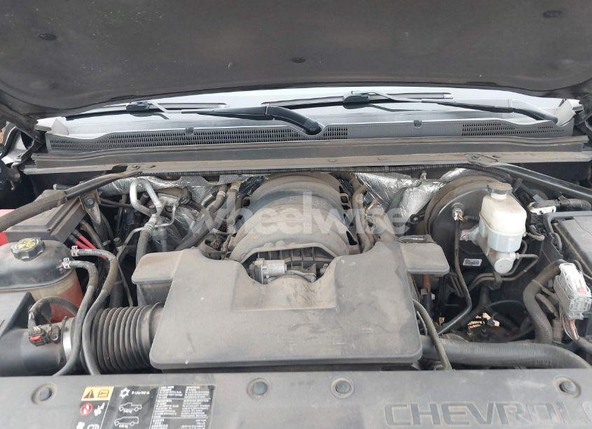 Photo 10 of 2015 Chevrolet Suburban 1500 LTZ (VIN 1GNSKKKC9FR723010)