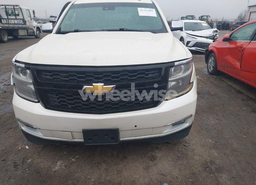 Photo 11 of 2015 Chevrolet Suburban 1500 LTZ (VIN 1GNSKKKCXFR154670)
