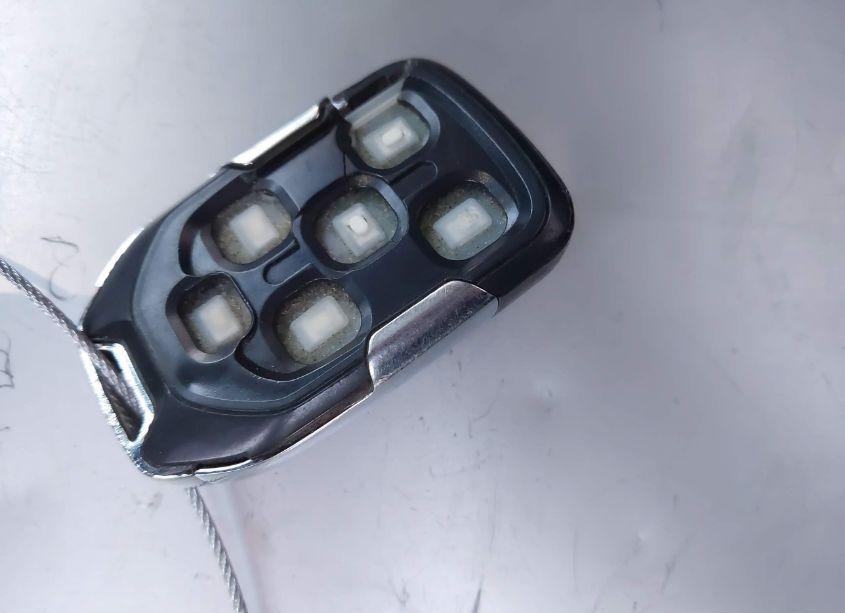 Photo 11 of 2015 Chevrolet Suburban 1500 LTZ (VIN 1GNSKKKCXFR553319)