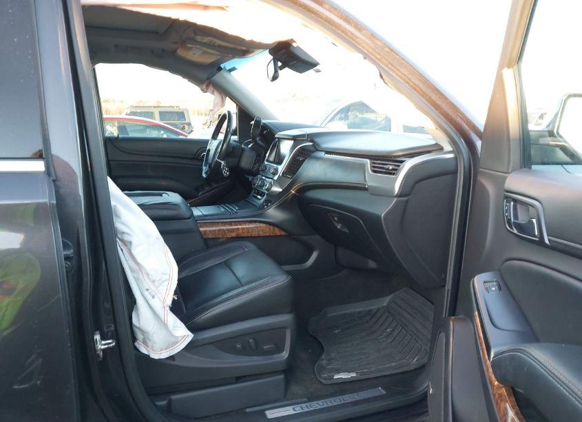 Photo 5 of 2015 Chevrolet Suburban 1500 LTZ (VIN 1GNSKKKCXFR553319)