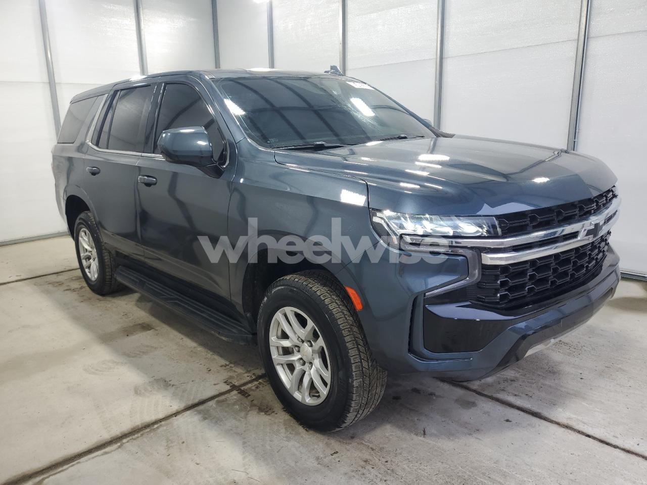Photo 4 of 2021 CHEVROLET TAHOE K1500 (VIN 1GNSKLED2MR444344)