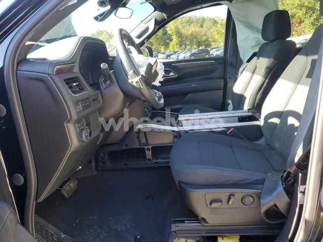 Photo 5 of 2023 CHEVROLET TAHOE K1500 (VIN 1GNSKLED3PR157423)