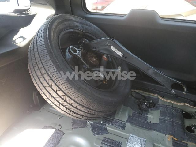 Photo 8 of 2024 CHEVROLET TAHOE K1500 (VIN 1GNSKLED4RR371825)