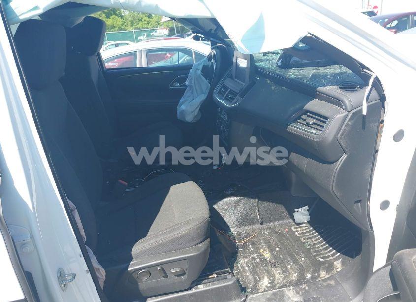 Photo 5 of 2024 Chevrolet Tahoe 4WD COMMERCIAL (VIN 1GNSKLED5RR155692)