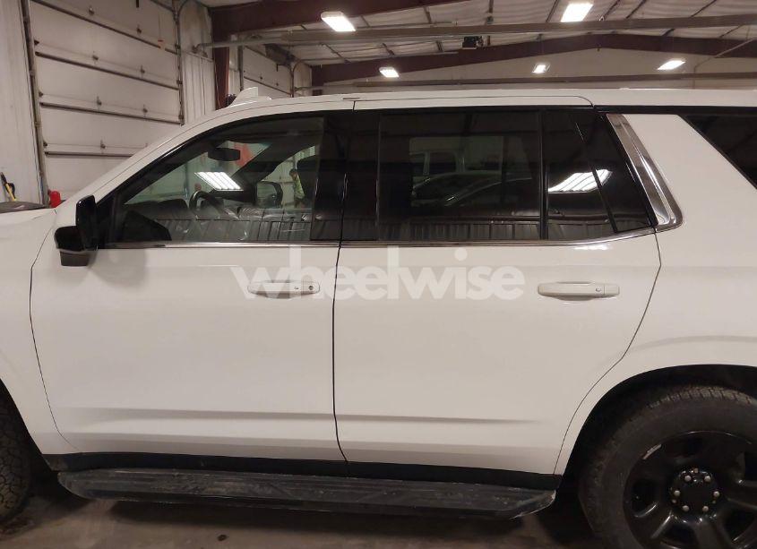 Photo 14 of 2021 Chevrolet Tahoe 4WD COMMERCIAL FLEET (VIN 1GNSKLED8MR258534)