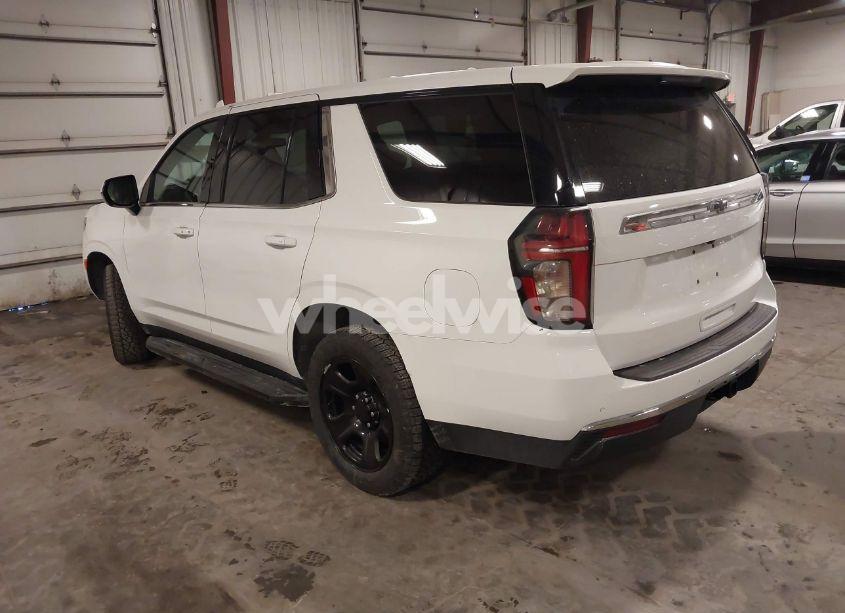 Photo 3 of 2021 Chevrolet Tahoe 4WD COMMERCIAL FLEET (VIN 1GNSKLED8MR258534)
