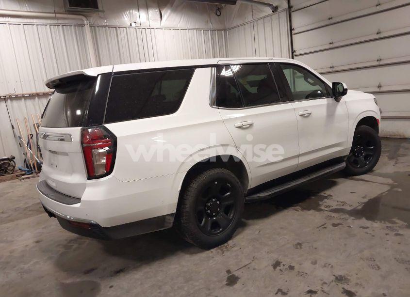Photo 4 of 2021 Chevrolet Tahoe 4WD COMMERCIAL FLEET (VIN 1GNSKLED8MR258534)