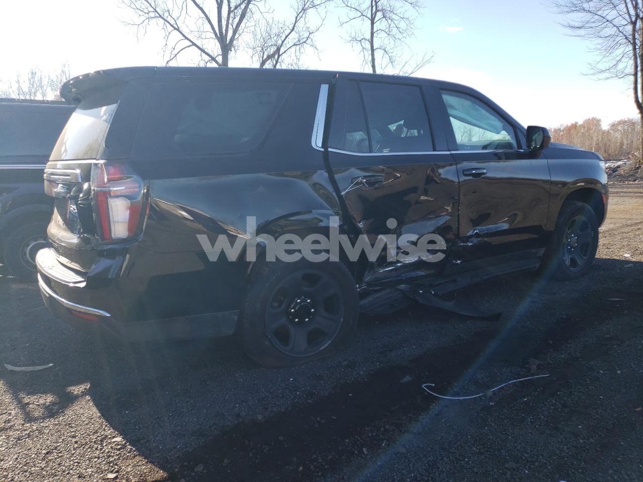 Photo 3 of 2023 CHEVROLET TAHOE K1500 (VIN 1GNSKLEDXPR289630)