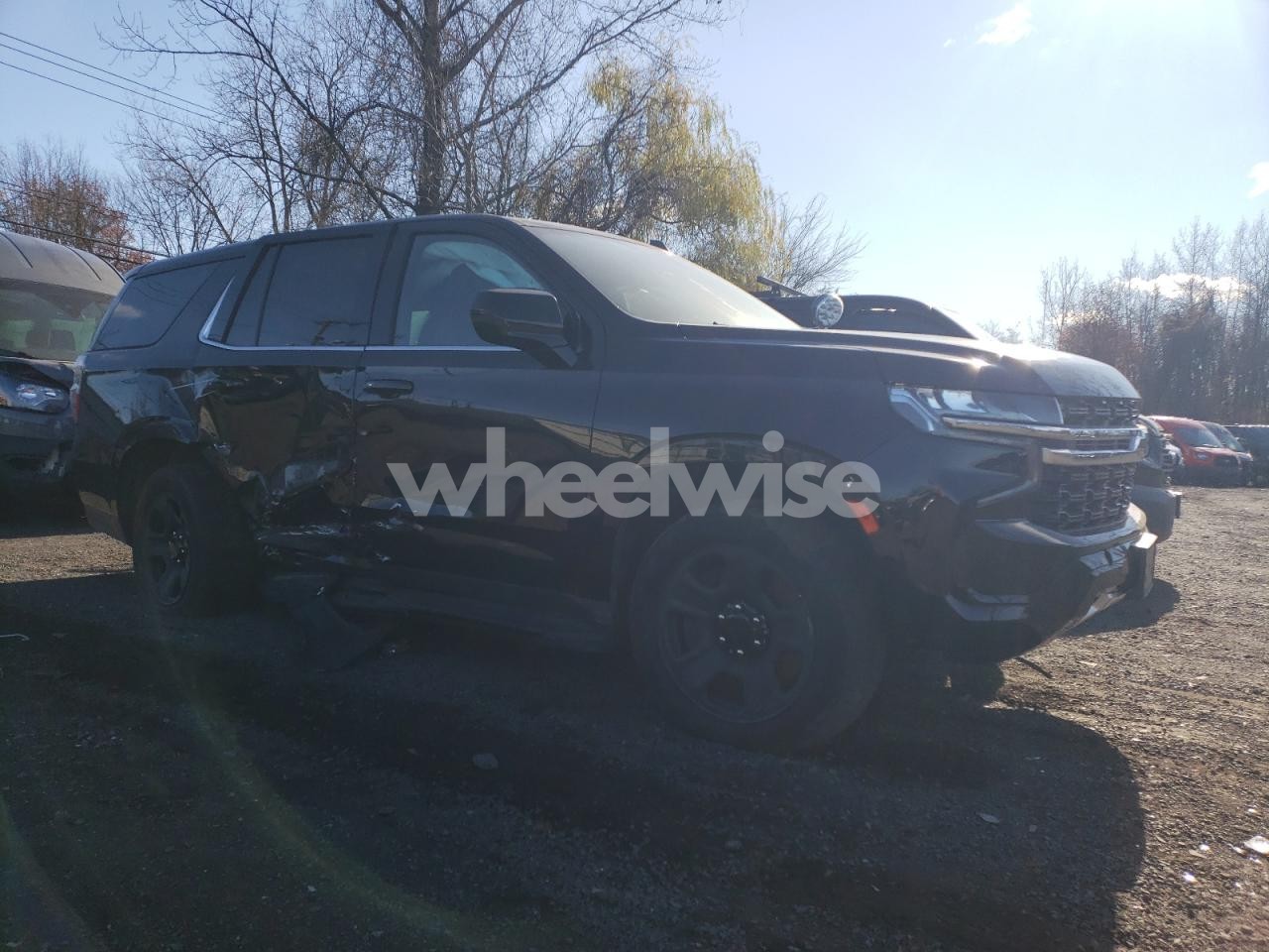 Photo 4 of 2023 CHEVROLET TAHOE K1500 (VIN 1GNSKLEDXPR289630)