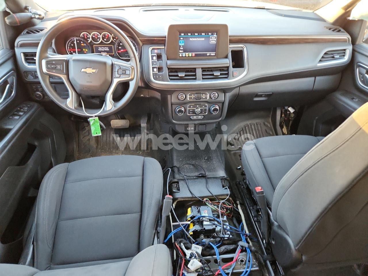 Photo 8 of 2023 CHEVROLET TAHOE K1500 (VIN 1GNSKLEDXPR289630)
