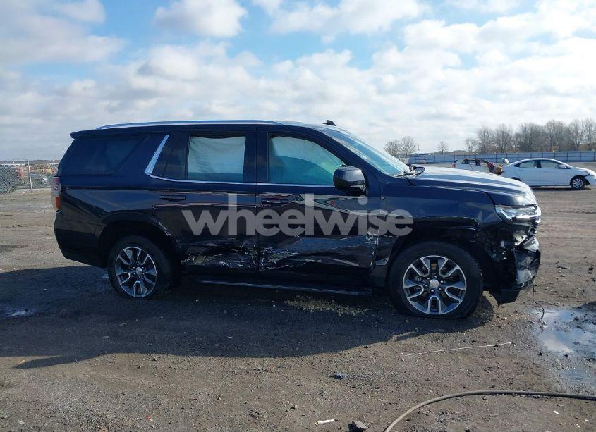 Photo 13 of 2022 Chevrolet Tahoe 4WD LS (VIN 1GNSKMKD6NR196174)