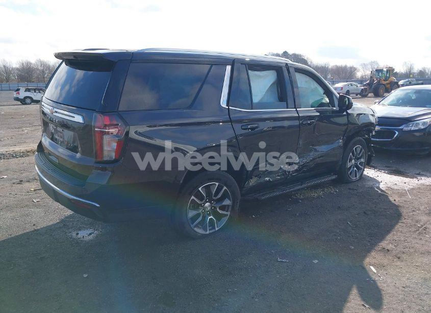 Photo 4 of 2022 Chevrolet Tahoe 4WD LS (VIN 1GNSKMKD6NR196174)