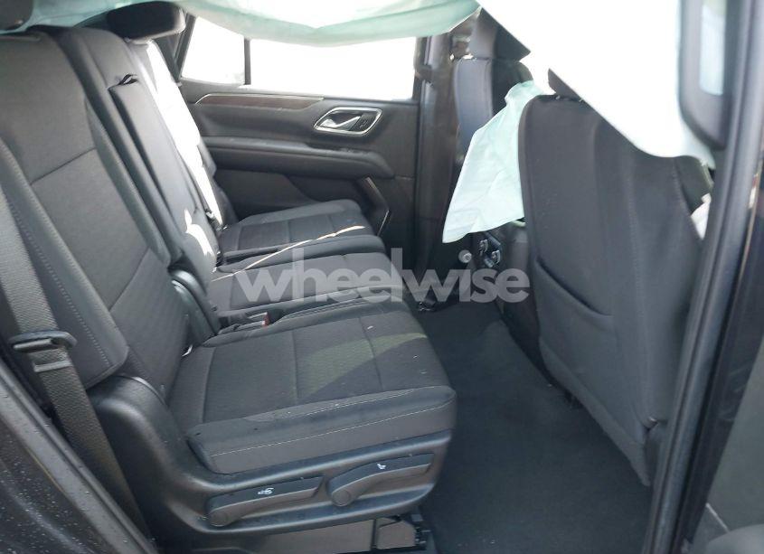 Photo 8 of 2022 Chevrolet Tahoe 4WD LS (VIN 1GNSKMKD6NR196174)