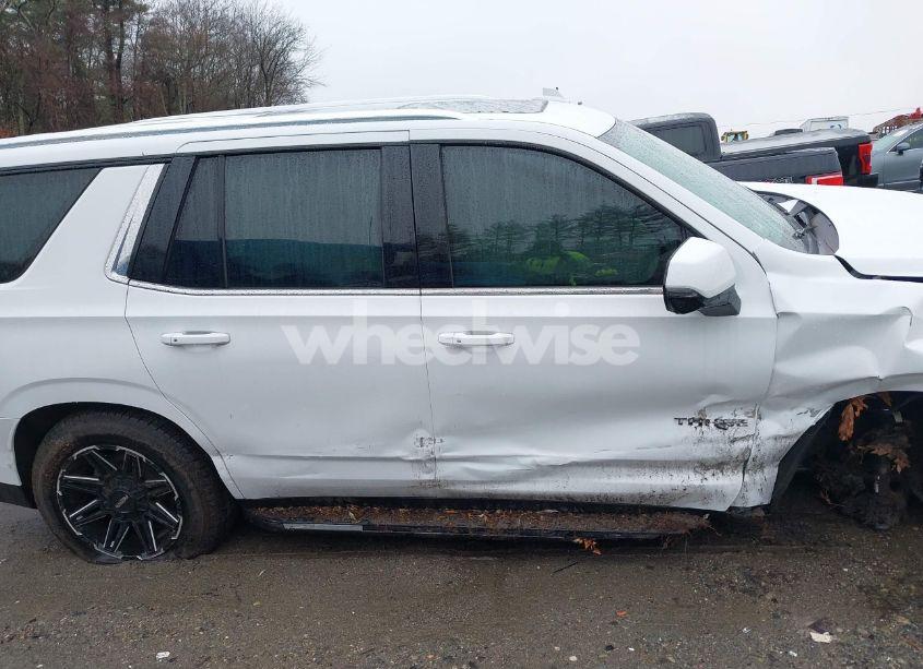 Photo 13 of 2022 Chevrolet Tahoe 4WD LT (VIN 1GNSKNKD0NR180090)